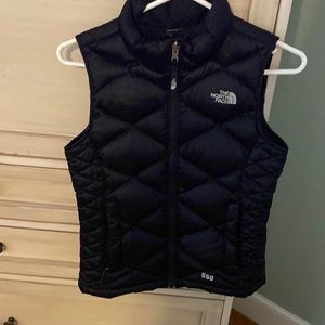 The North Face Girls 550 Vest-Black